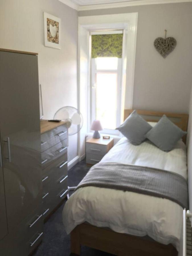 Lovely 2- Bed In *